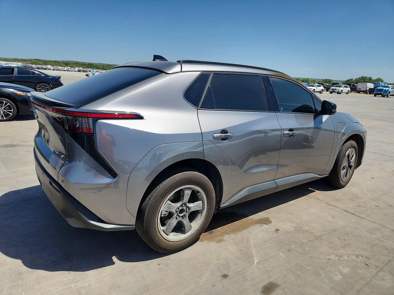 2026 TOYOTA BZ XLE PLUS — photo 3