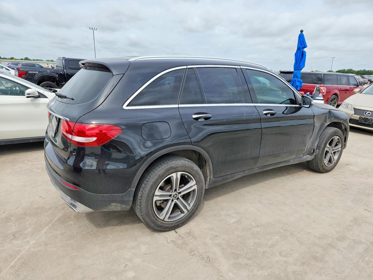 2019 MERCEDES-BENZ GLC 300 — снимка 3
