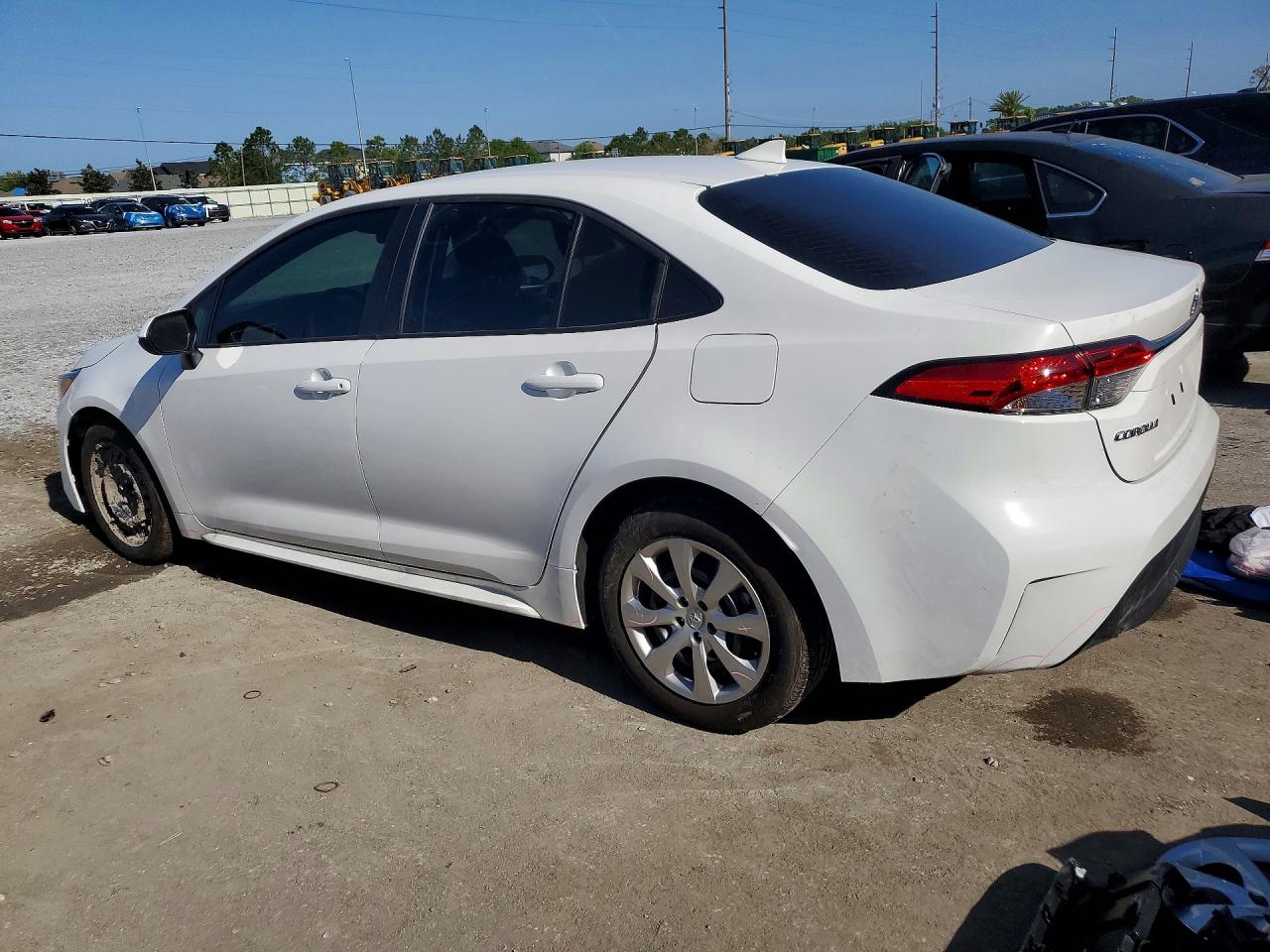 2025 TOYOTA COROLLA LE — снимка 2