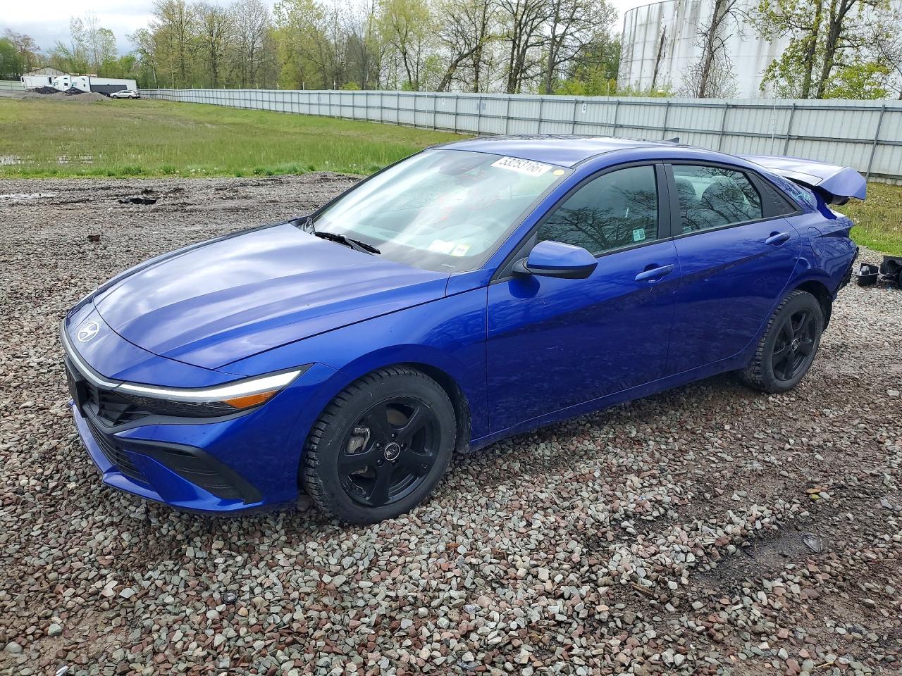 2024 HYUNDAI ELANTRA SE