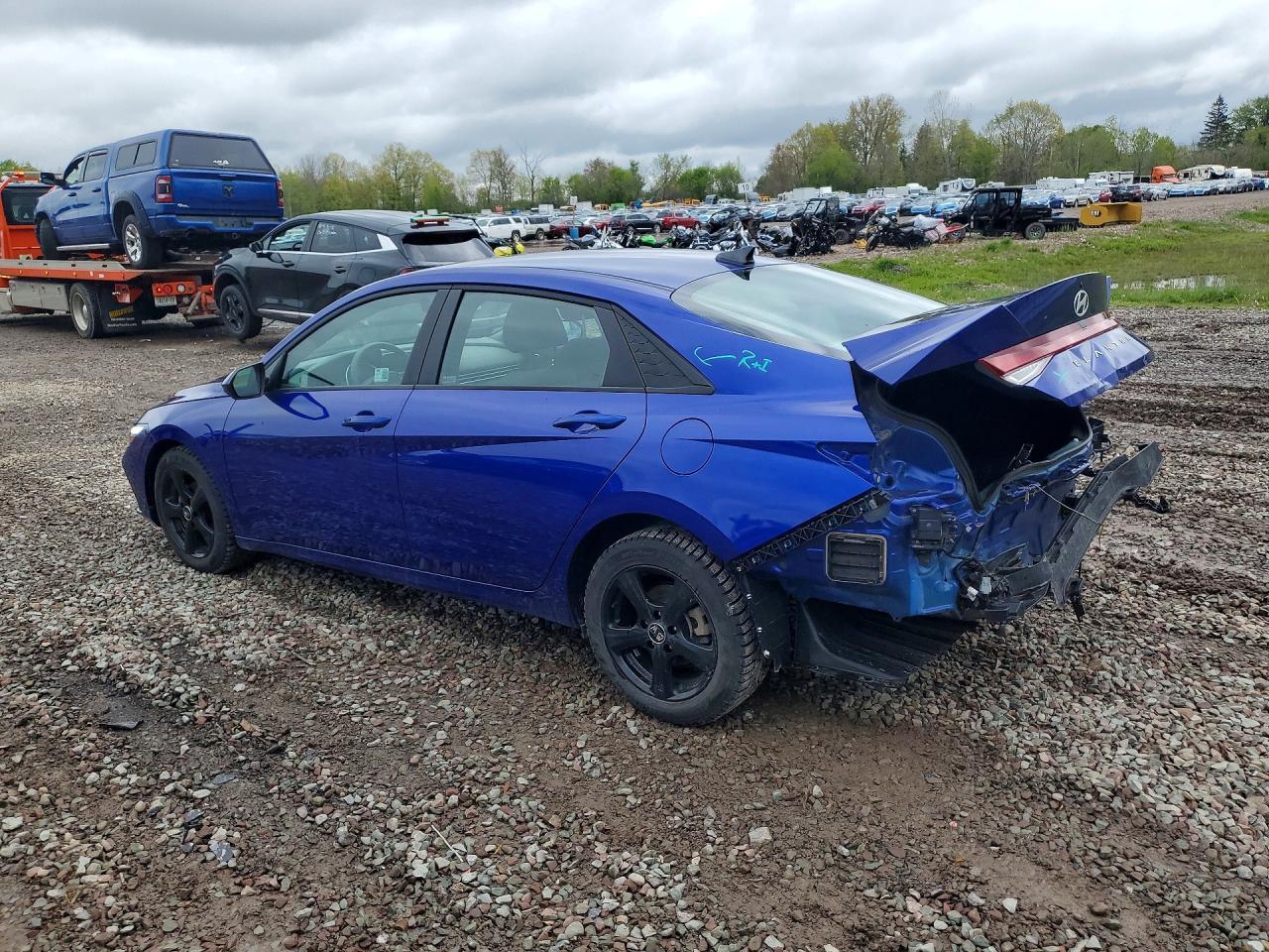 2024 HYUNDAI ELANTRA SE — снимка 2
