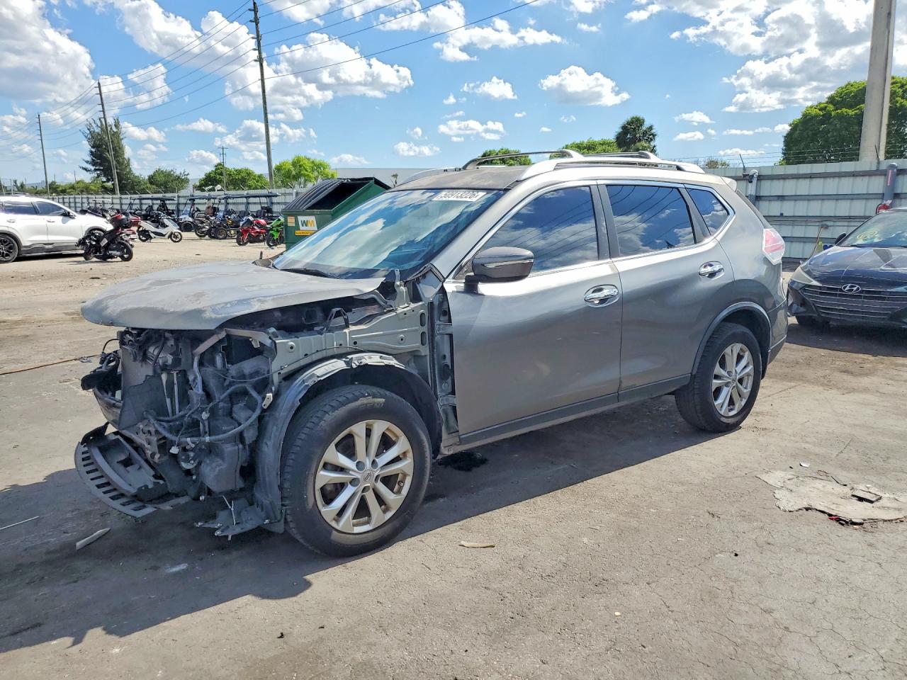 2015 NISSAN ROGUE SV