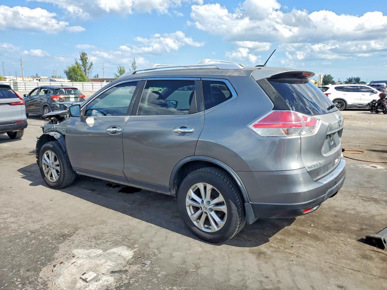 2015 NISSAN ROGUE SV — снимка 2