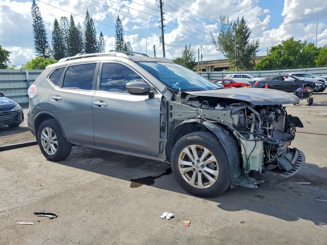 2015 NISSAN ROGUE SV — снимка 4