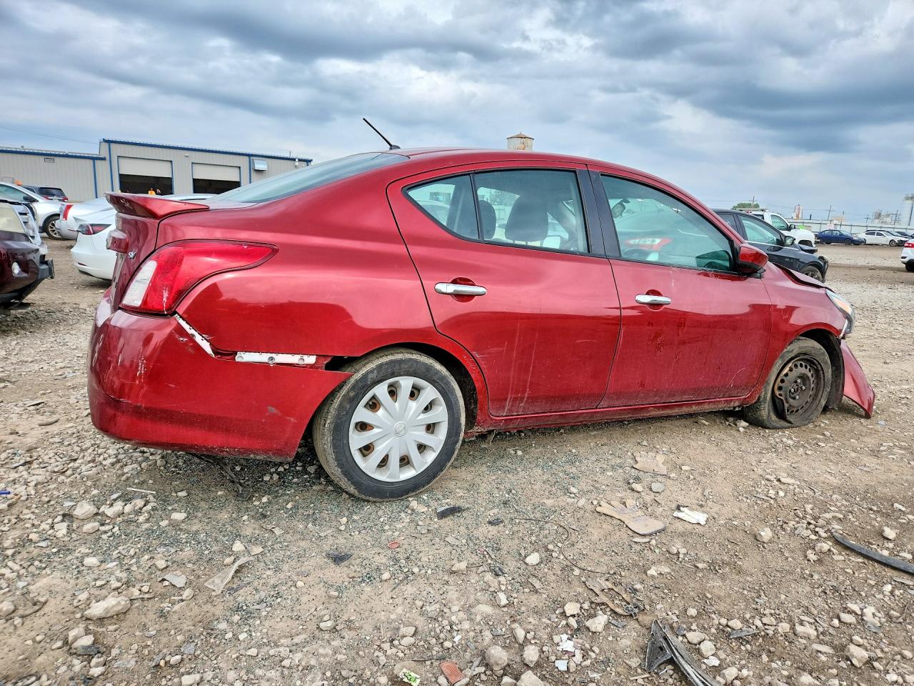 2019 NISSAN VERSA SV — снимка 3