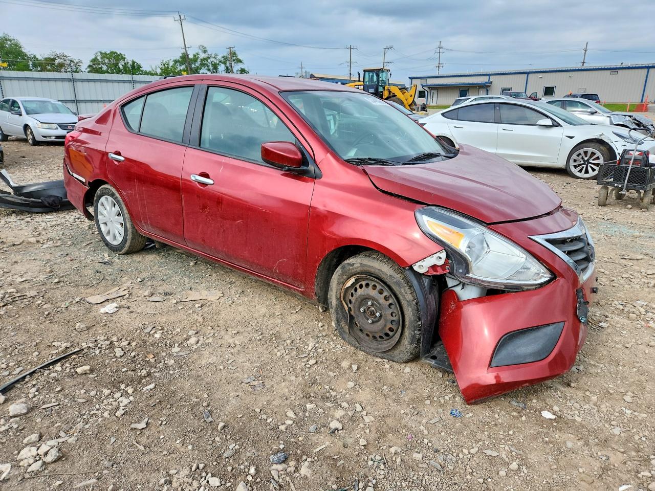 2019 NISSAN VERSA SV — снимка 4