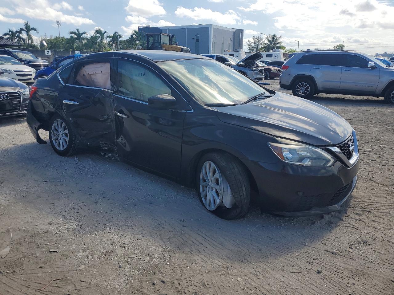 2019 NISSAN SENTRA SV — снимка 4