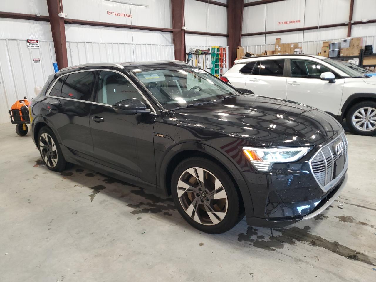 2021 AUDI E-TRON PREMIUM — снимка 4