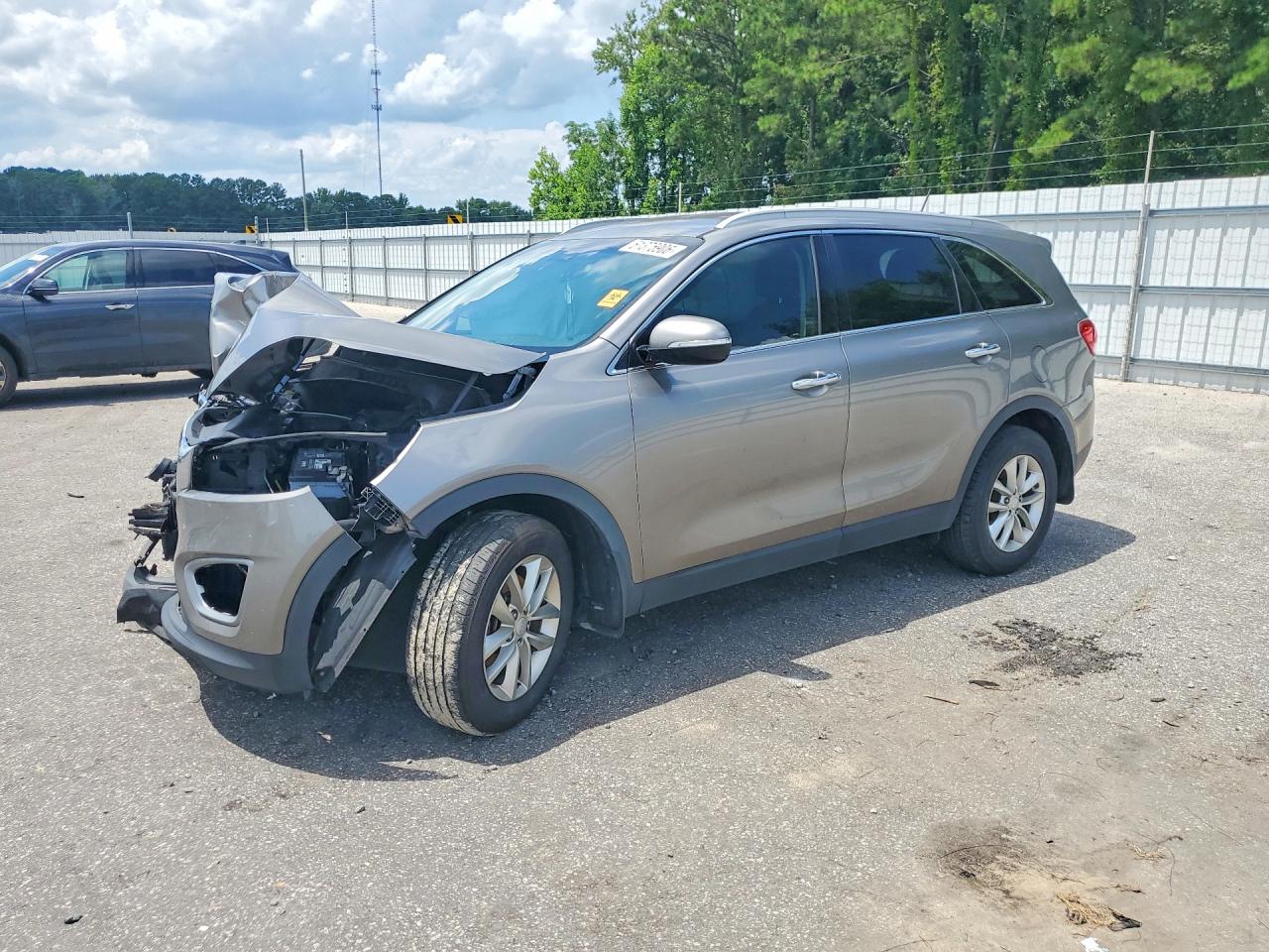 2017 KIA SORENTO LX