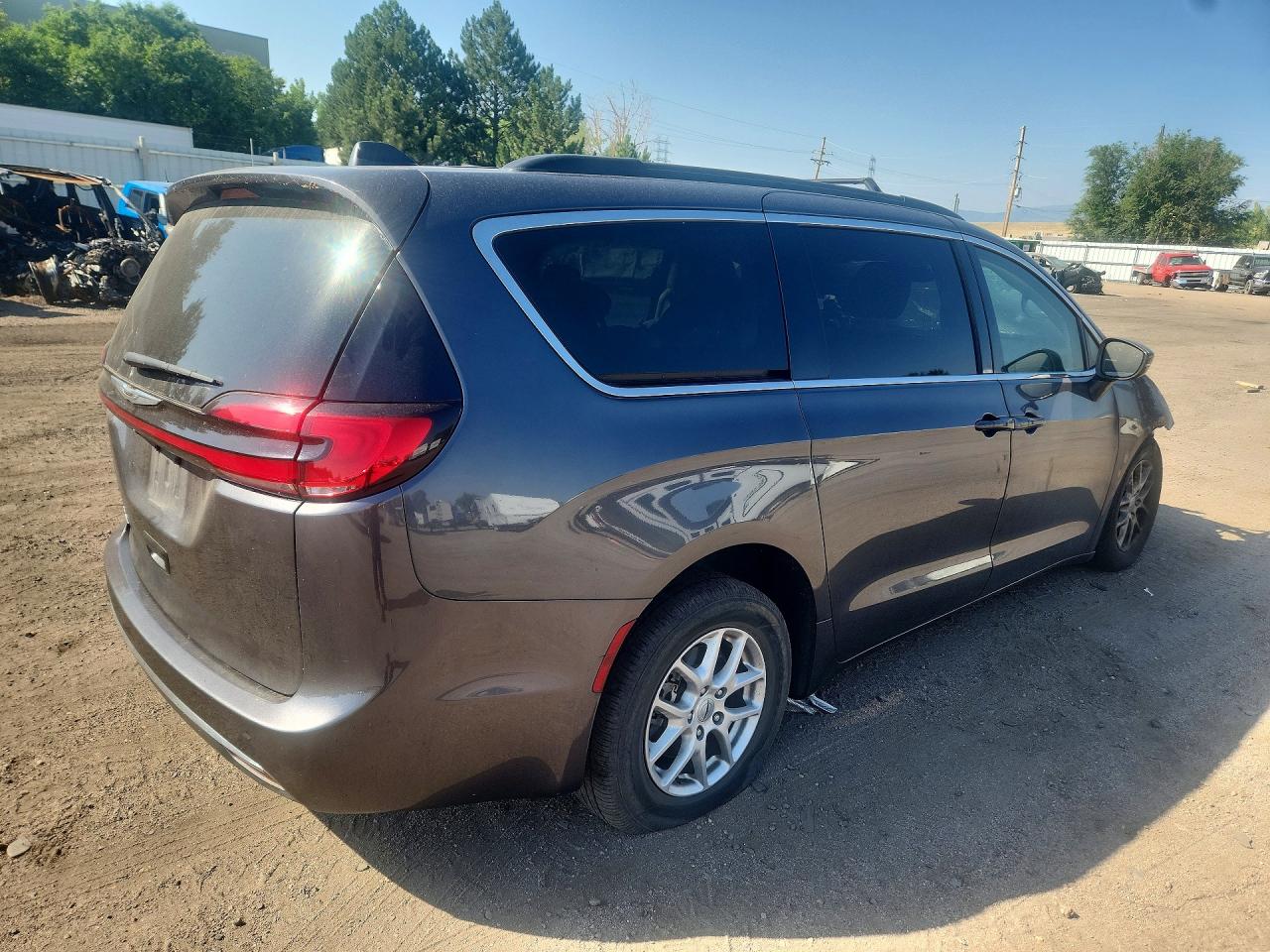 2022 CHRYSLER PACIFICA TOURING L — снимка 3