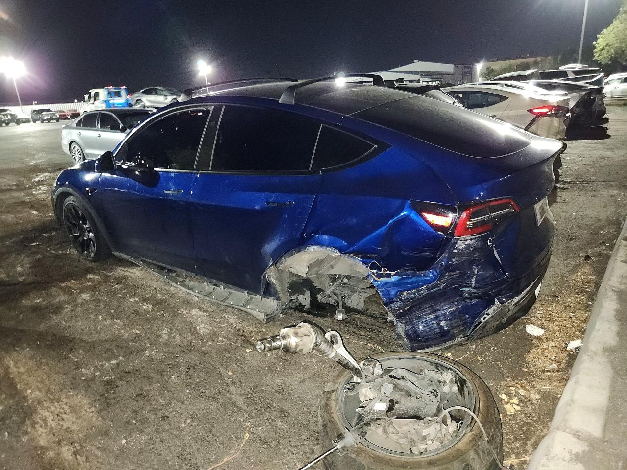 2023 TESLA MODEL Y — снимка 2