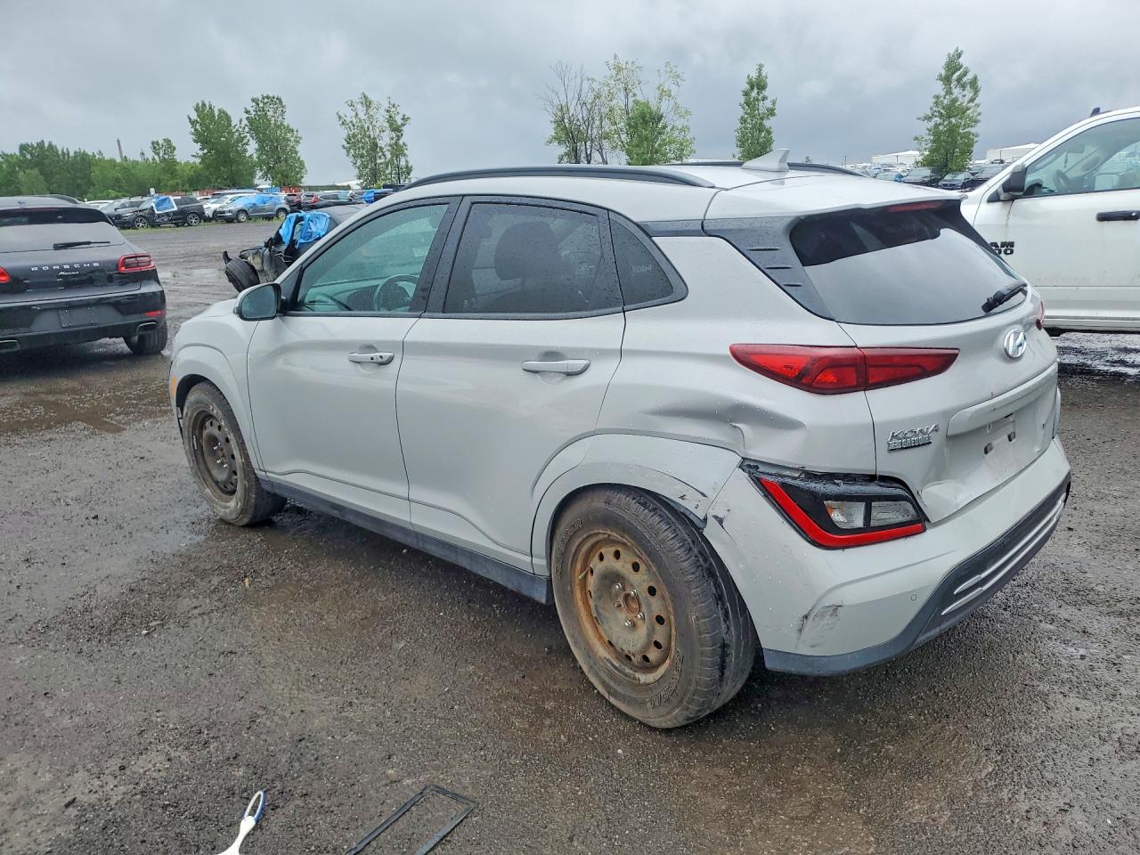 2023 HYUNDAI KONA SE — снимка 2