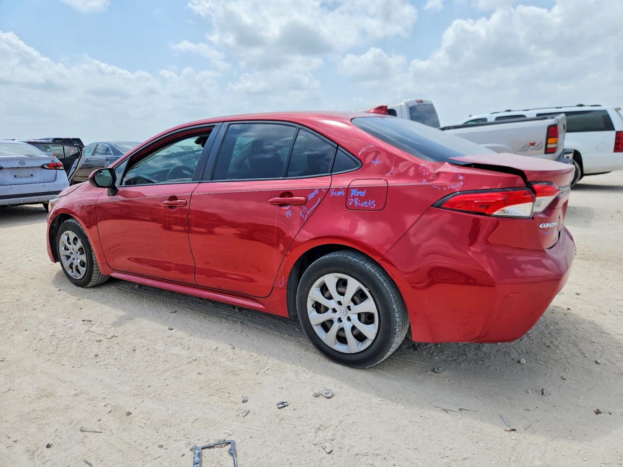 2021 TOYOTA COROLLA LE — снимка 2