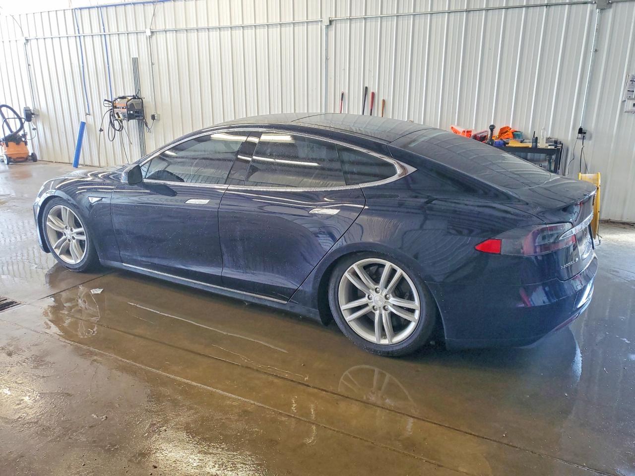 2015 TESLA MODEL S 85D — снимка 2