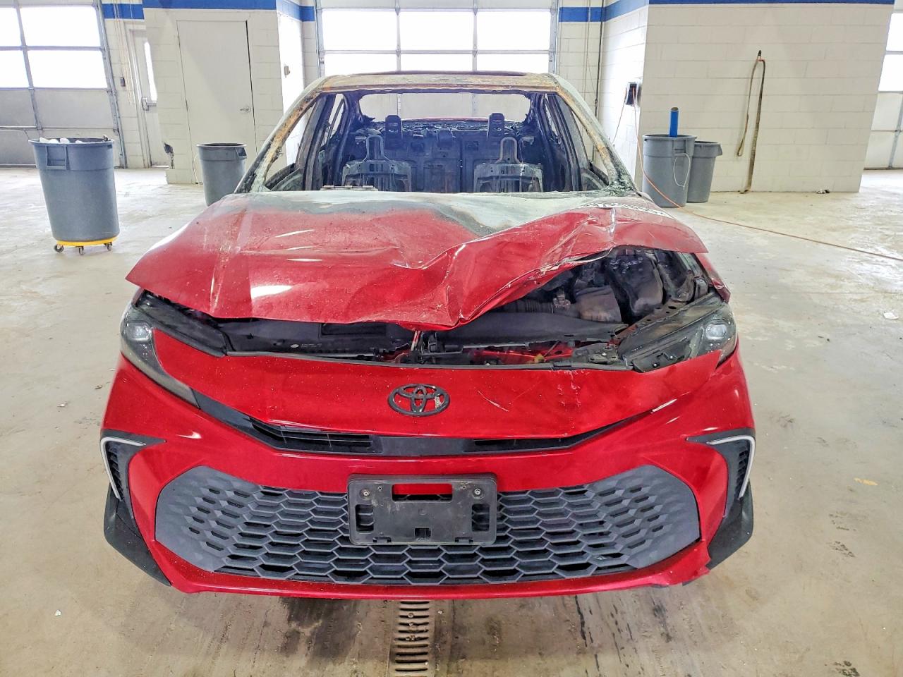 2025 TOYOTA CAMRY XSE — снимка 5