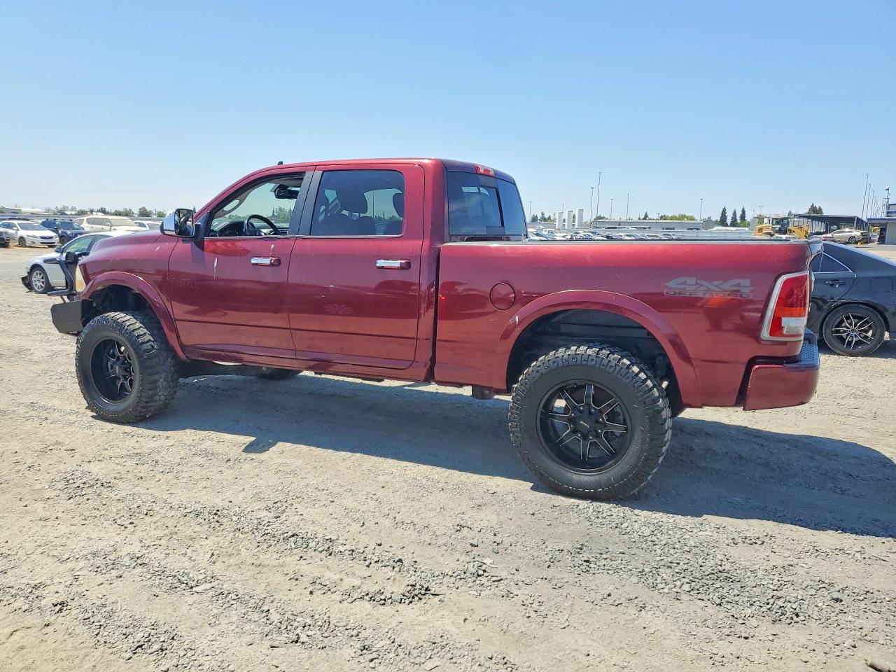 2017 RAM 2500 LARAMIE — снимка 2