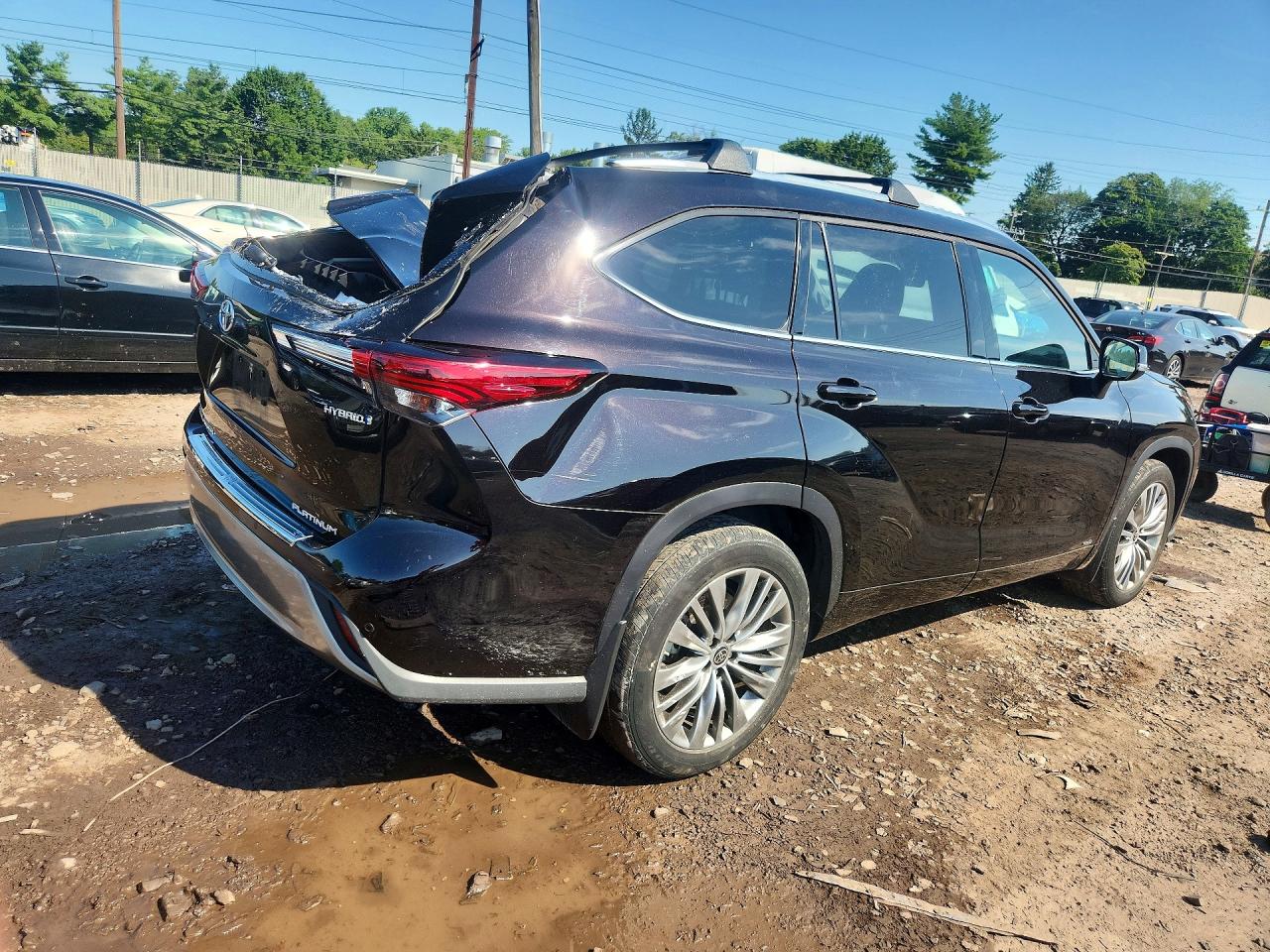 2022 TOYOTA HIGHLANDER HYBRID PLATINUM — снимка 3