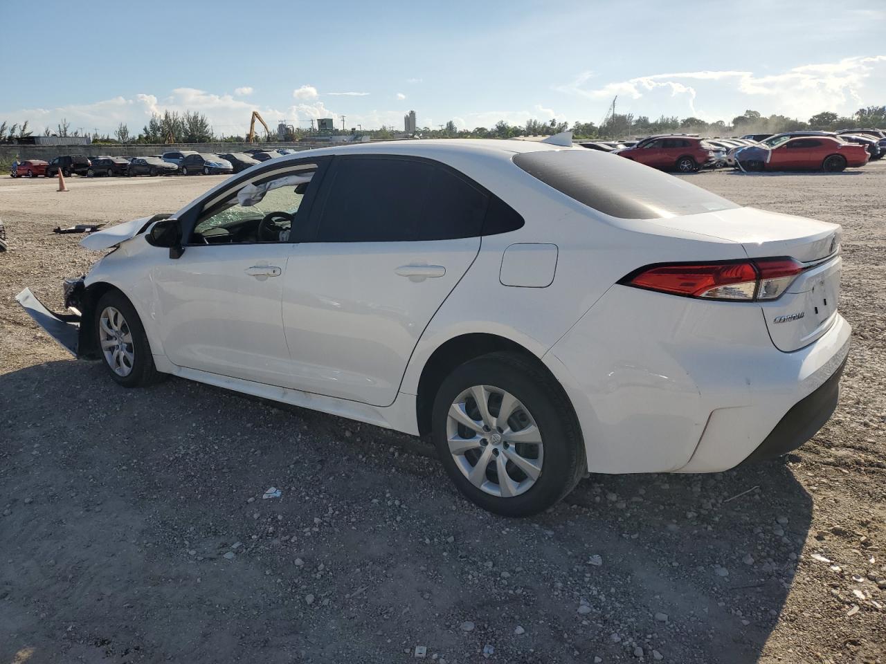 2024 TOYOTA COROLLA LE — снимка 2