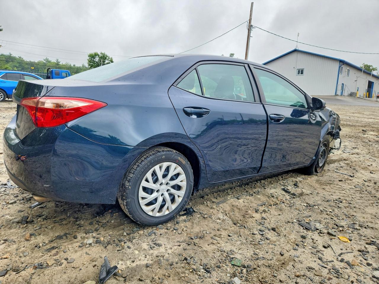 2017 TOYOTA COROLLA LE — снимка 3