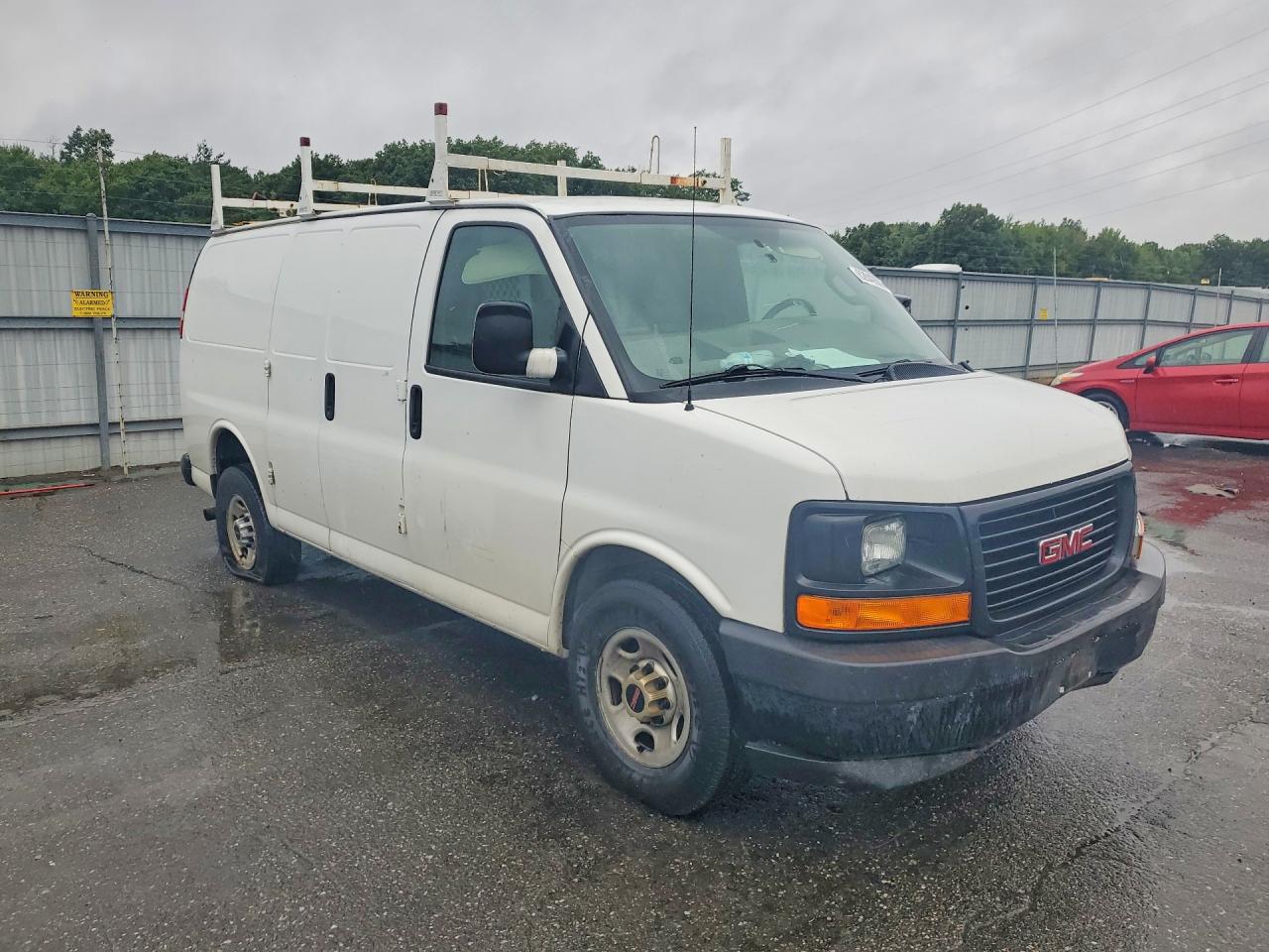 2017 GMC SAVANA G2500 — снимка 4