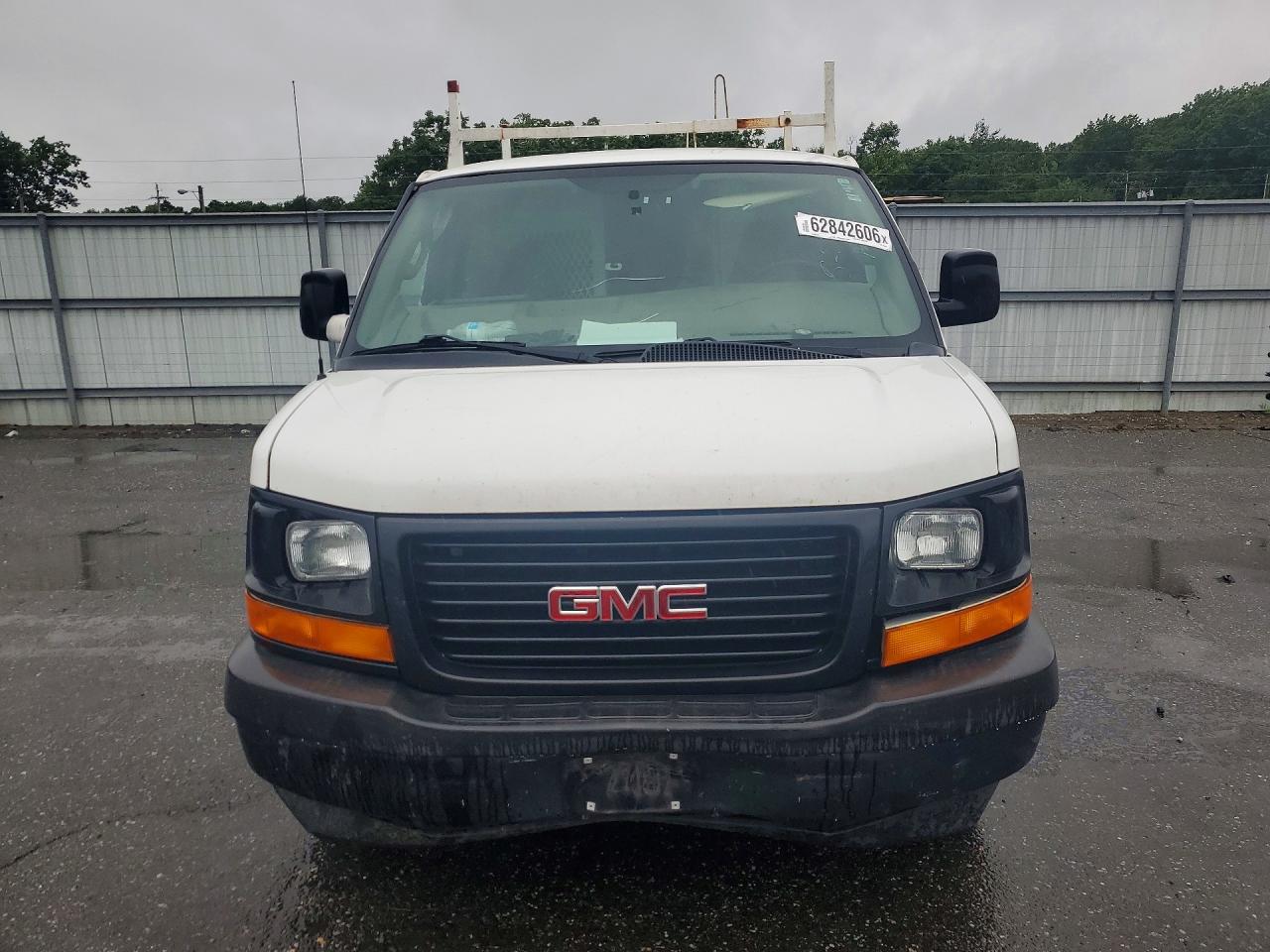 2017 GMC SAVANA G2500 — снимка 5