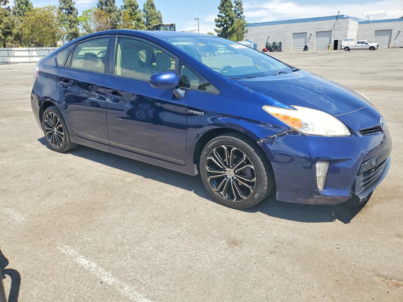 2015 TOYOTA PRIUS TWO — снимка 4