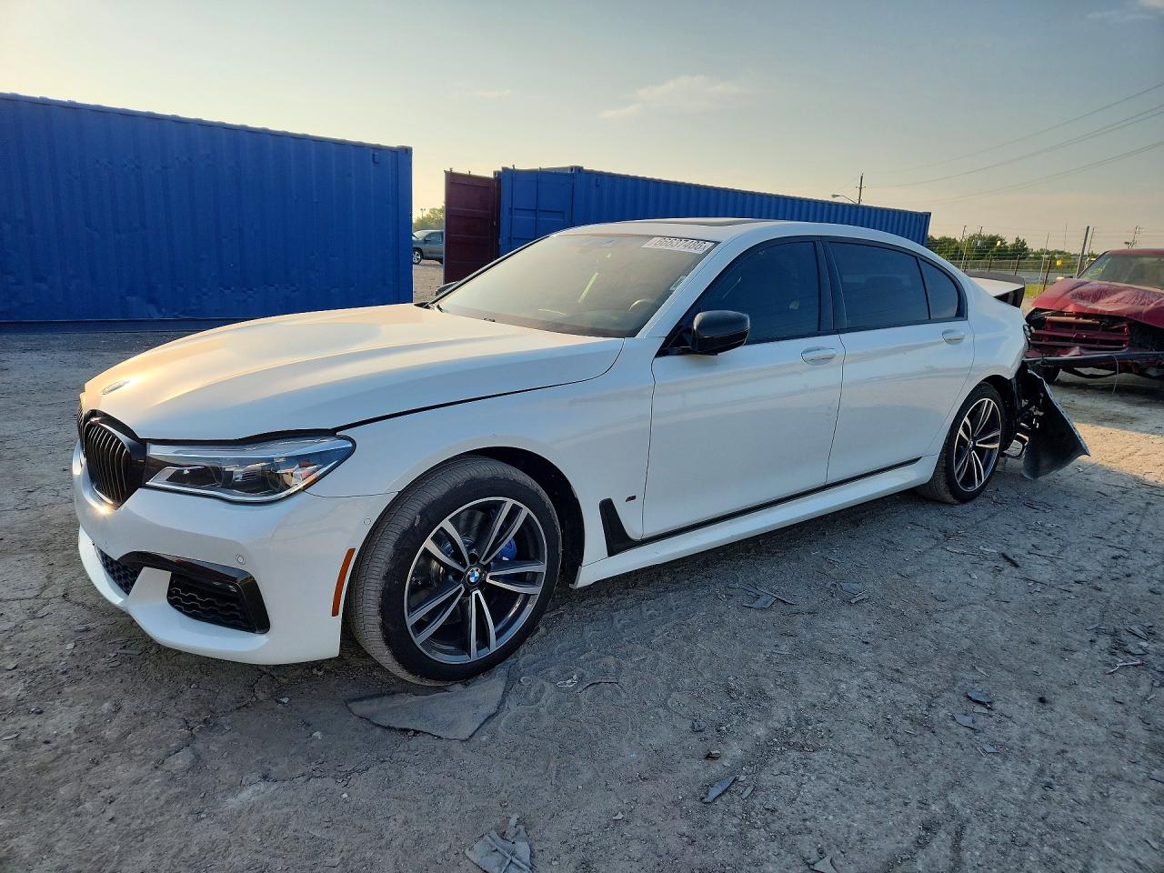 2016 BMW 750 XI