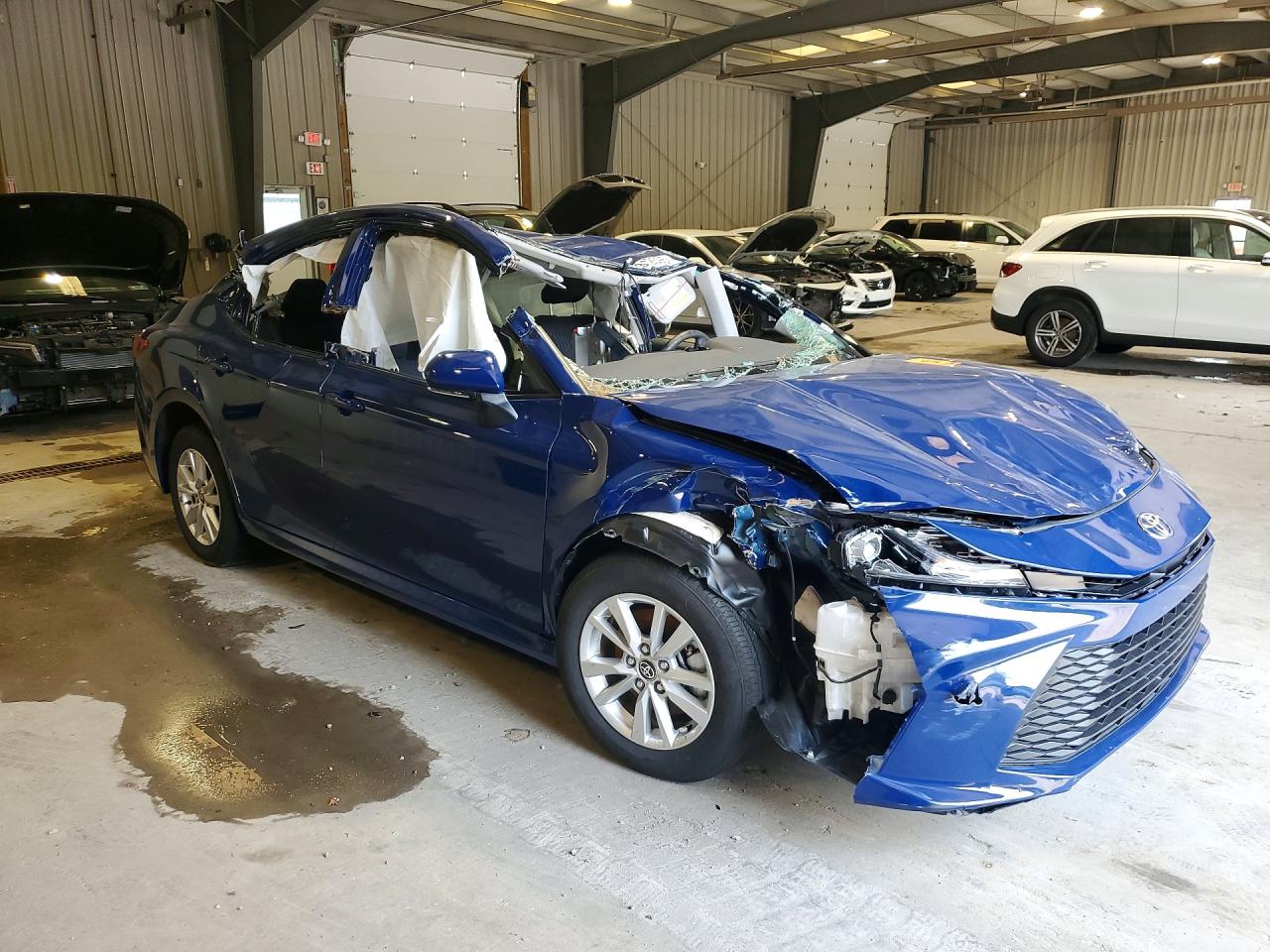 2025 TOYOTA CAMRY LE — снимка 4