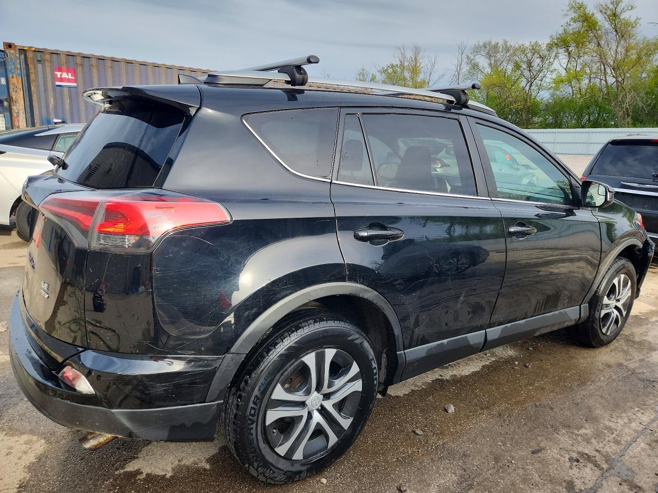 2016 TOYOTA RAV4 LE — снимка 3