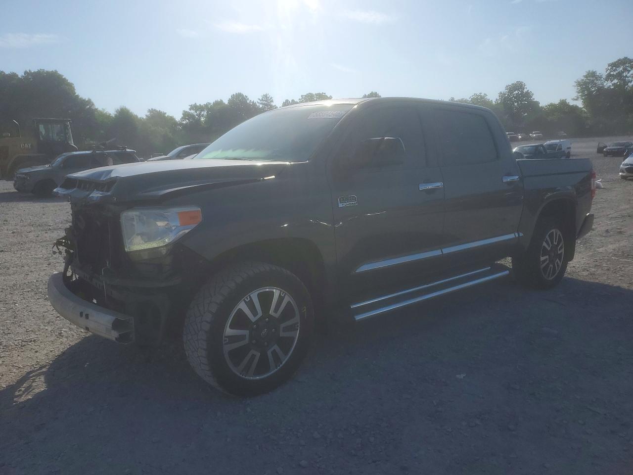 2017 TOYOTA TUNDRA