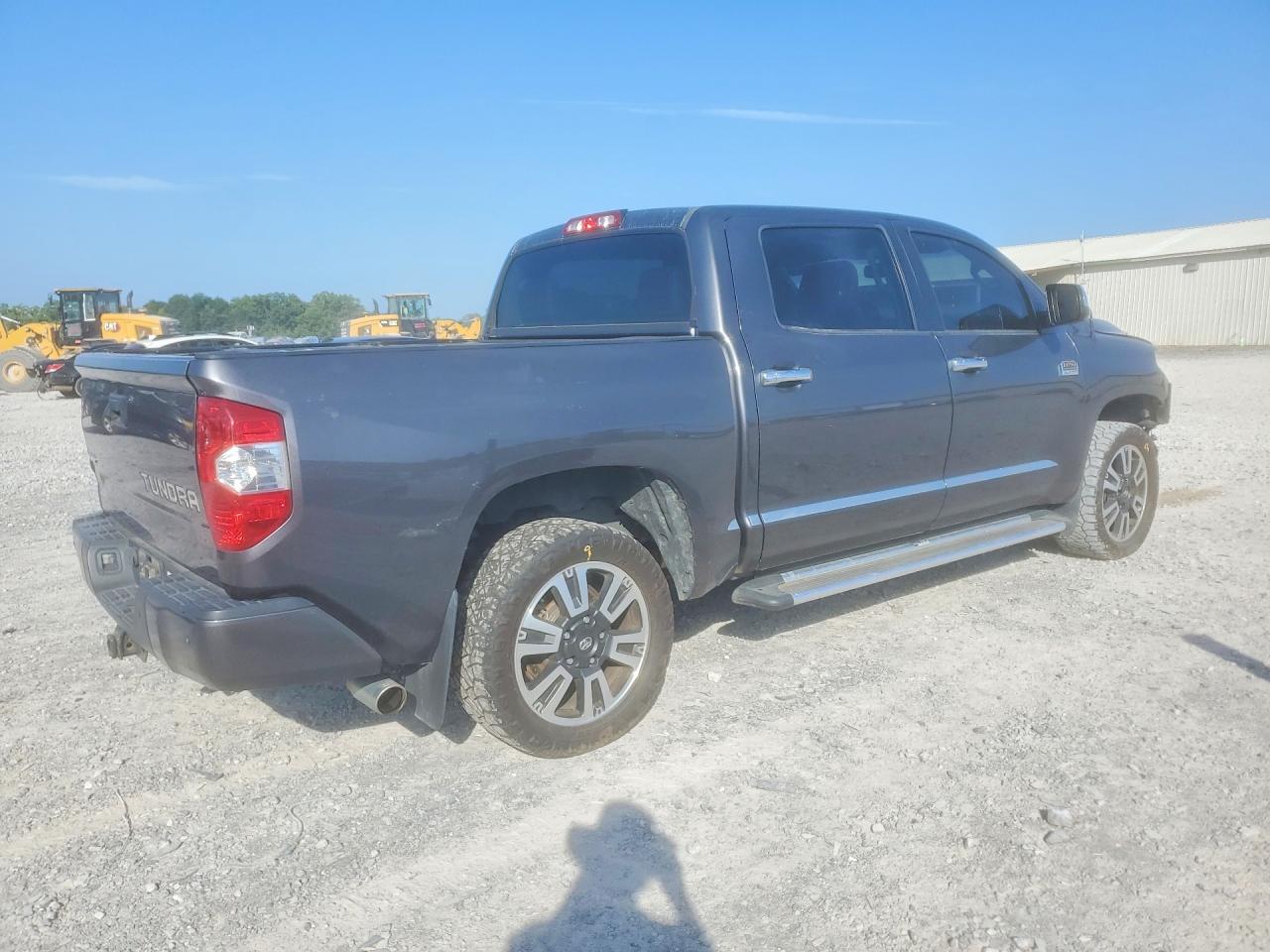 2017 TOYOTA TUNDRA — снимка 3