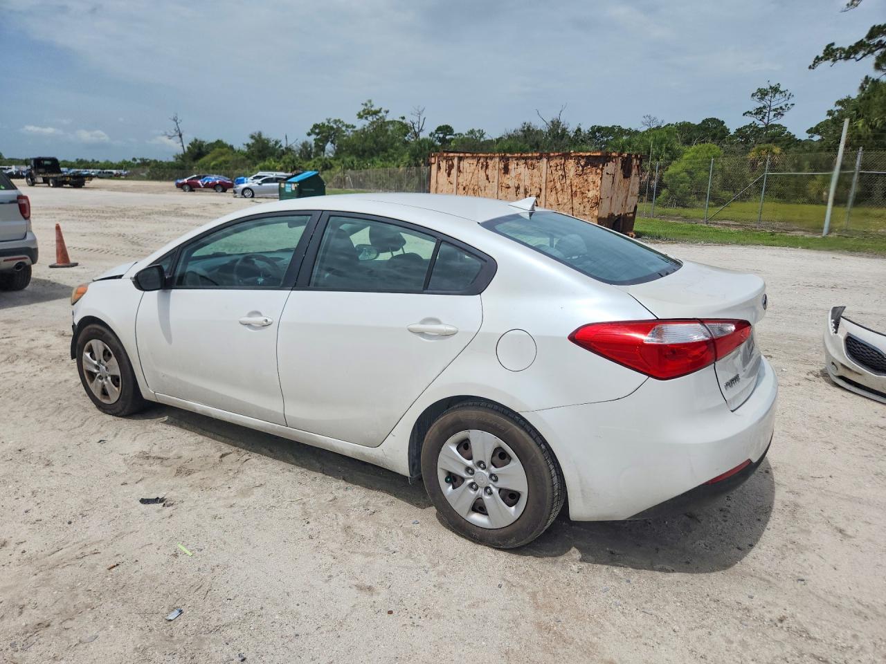 2016 KIA FORTE LX — снимка 2