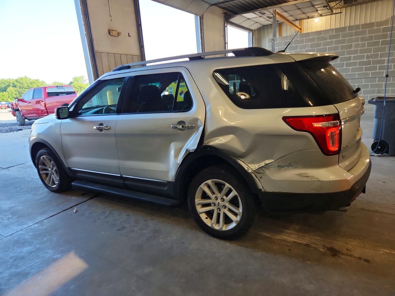 2015 FORD EXPLORER XLT — снимка 2