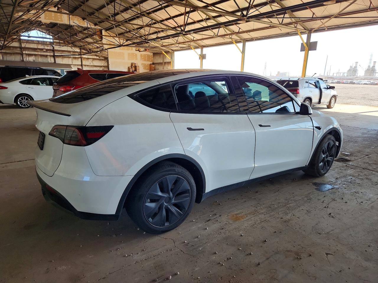 2024 TESLA MODEL Y — снимка 3