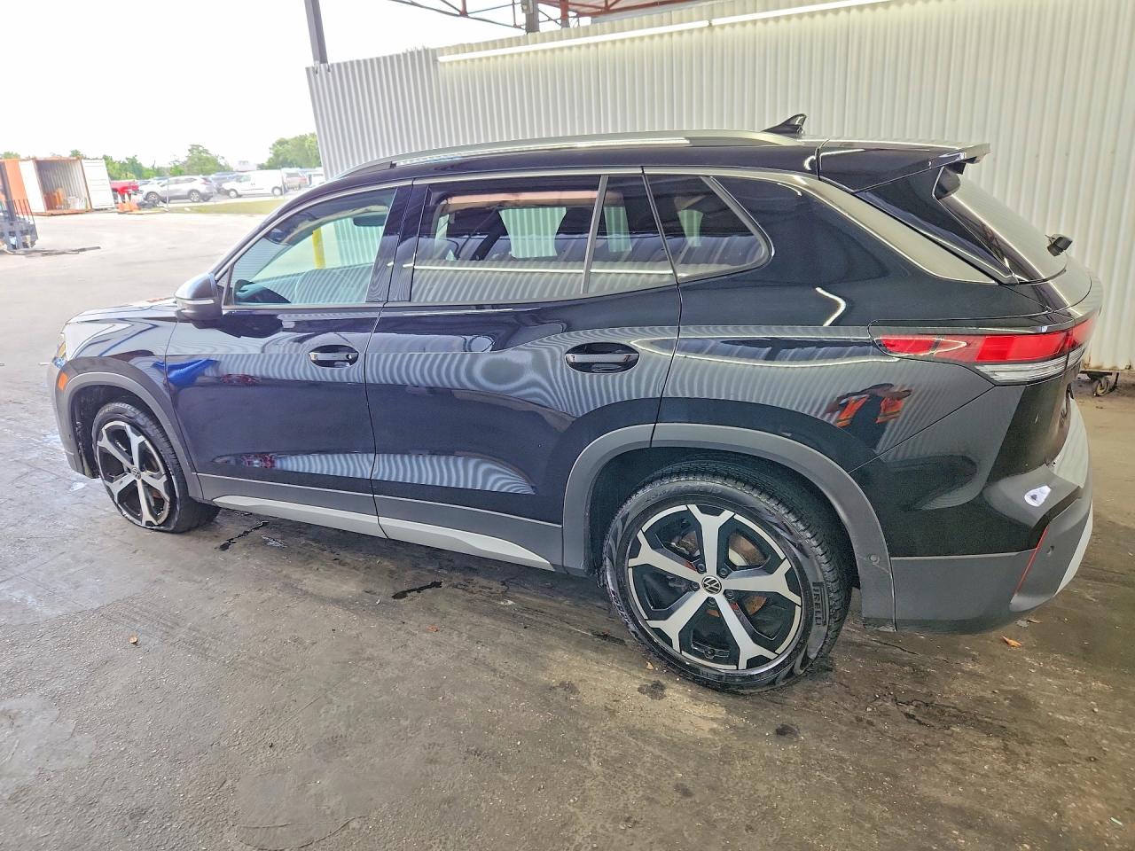2026 VOLKSWAGEN TIGUAN SE — снимка 2