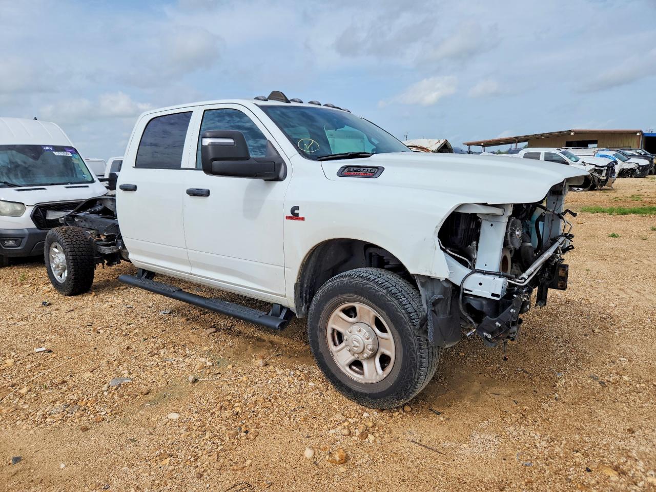 2024 RAM 3500 — снимка 4