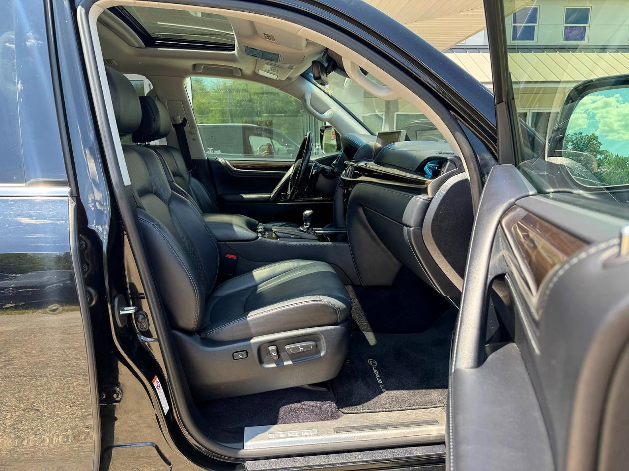 2018 LEXUS LX 570 — снимка 5