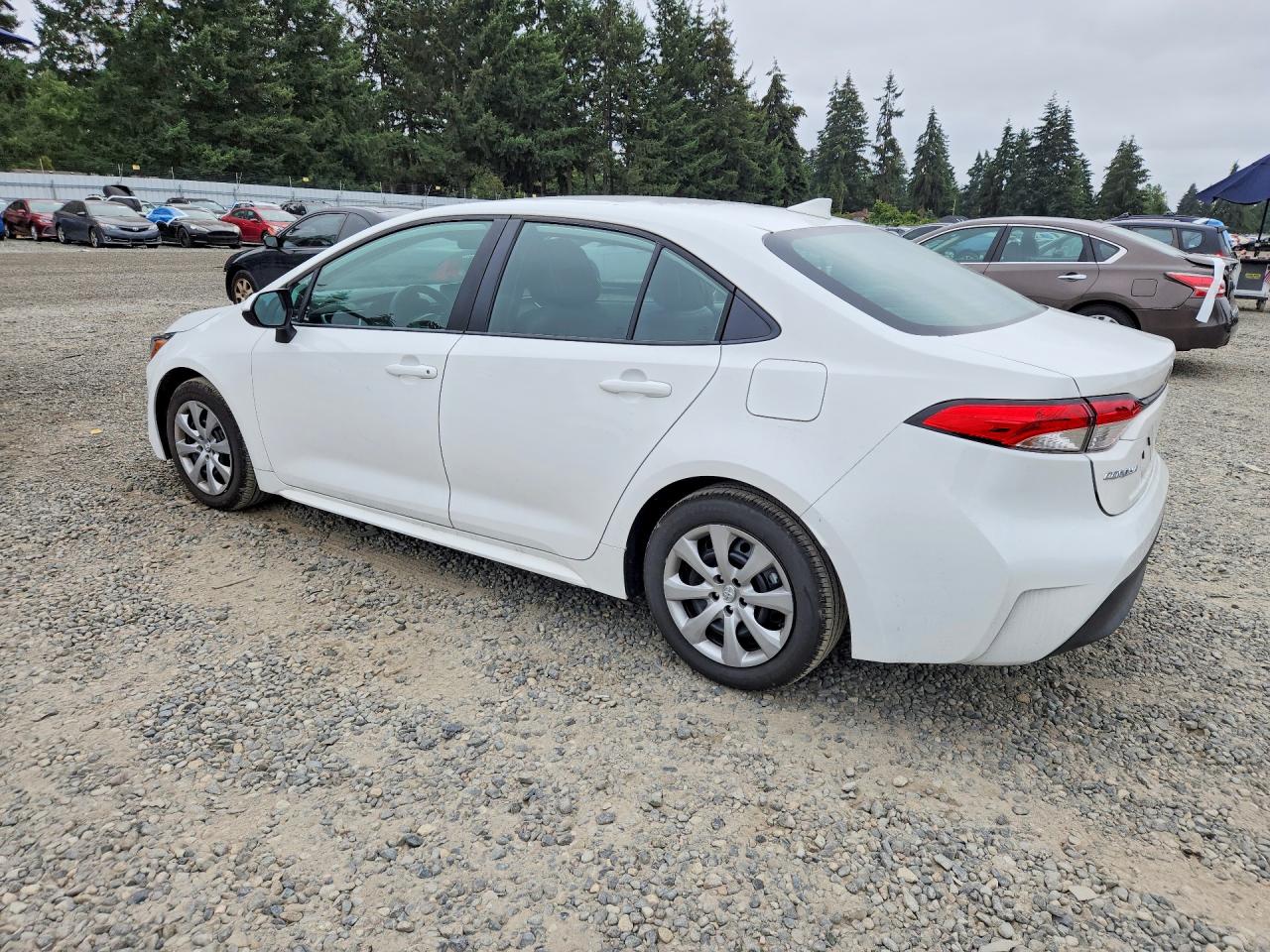 2025 TOYOTA COROLLA LE — снимка 2