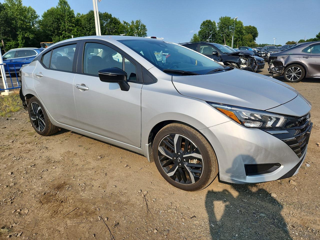 2025 NISSAN VERSA SR — снимка 4