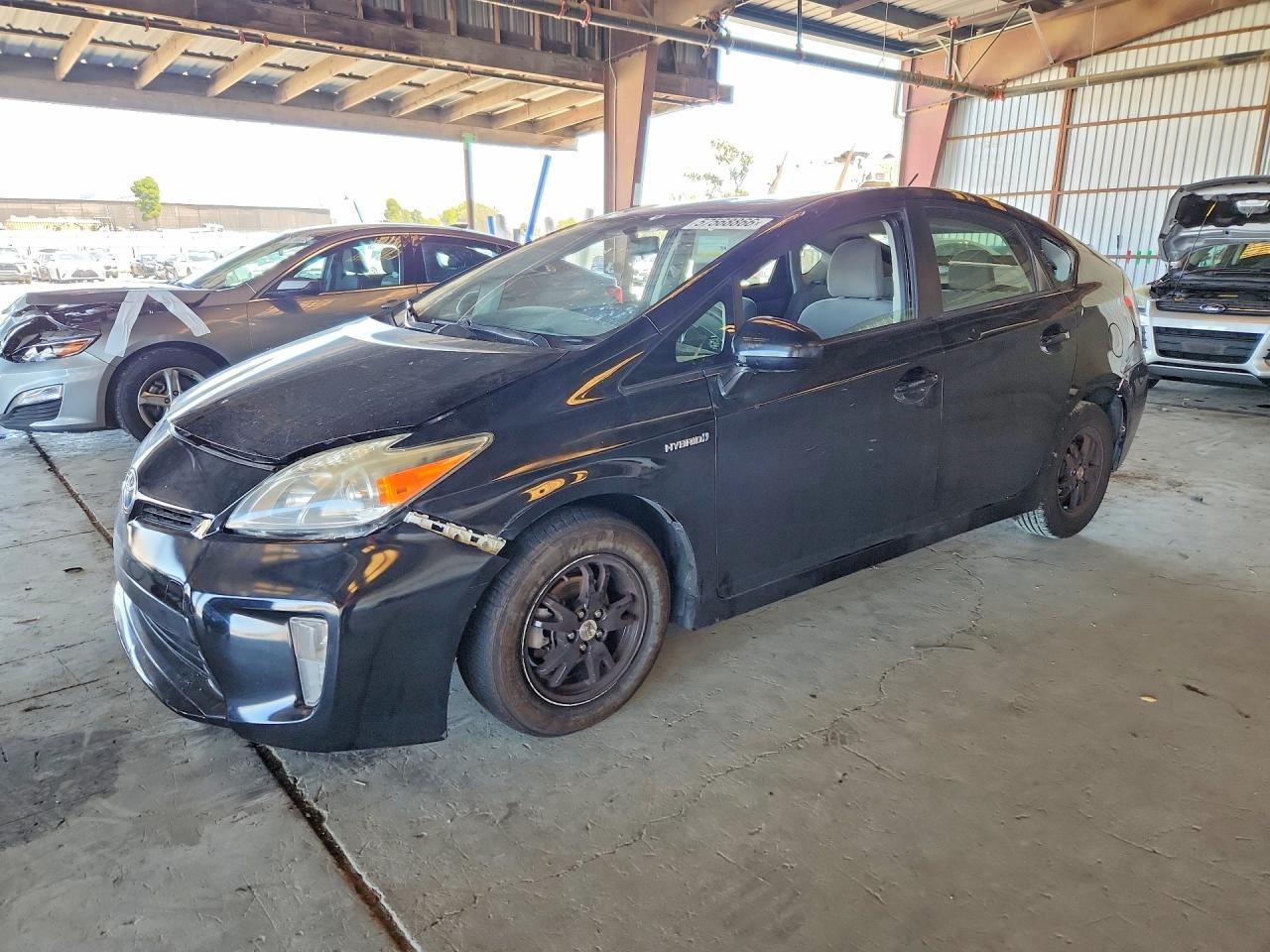 2015 TOYOTA PRIUS TWO