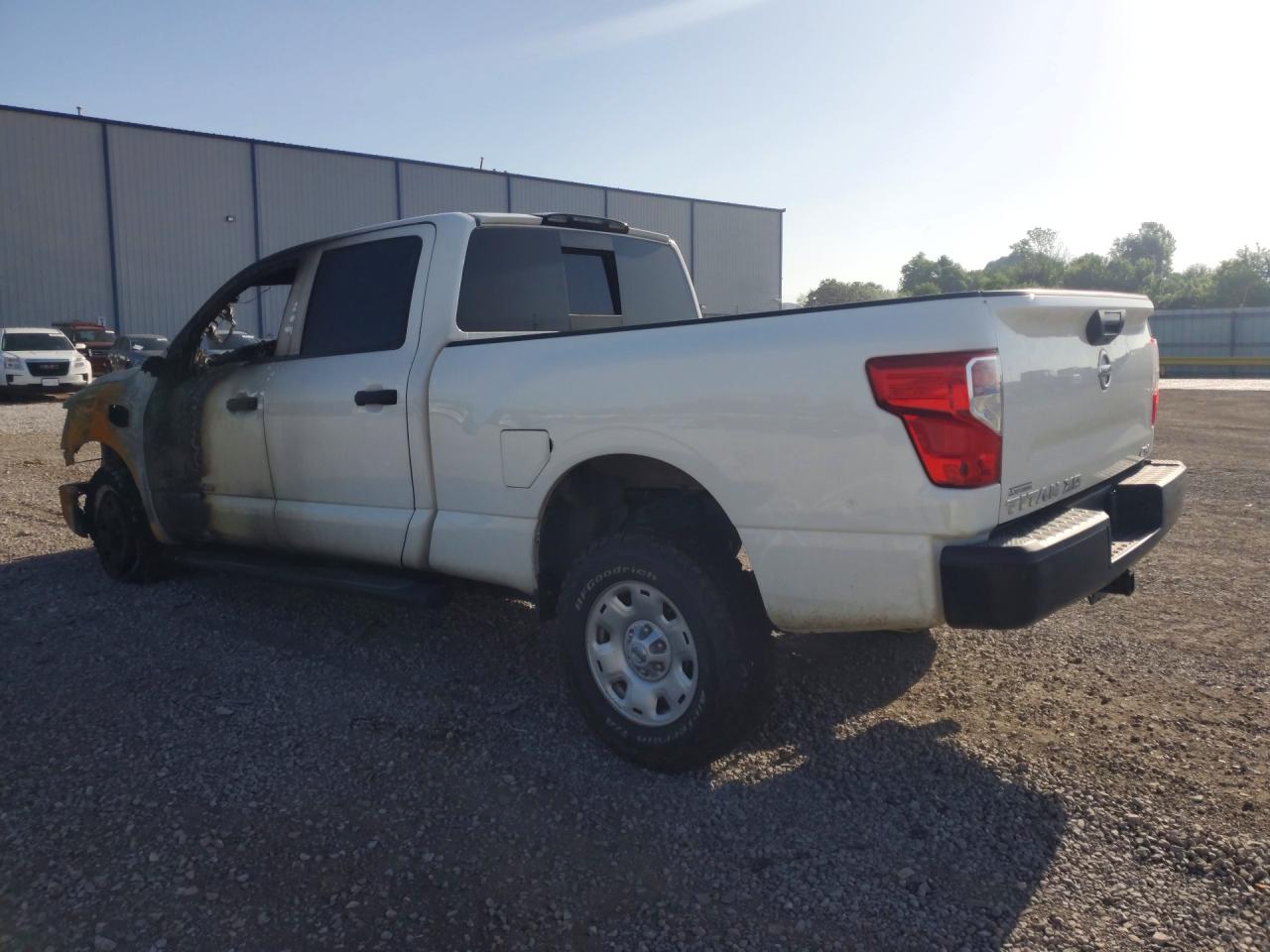 2019 NISSAN TITAN XD S — снимка 2