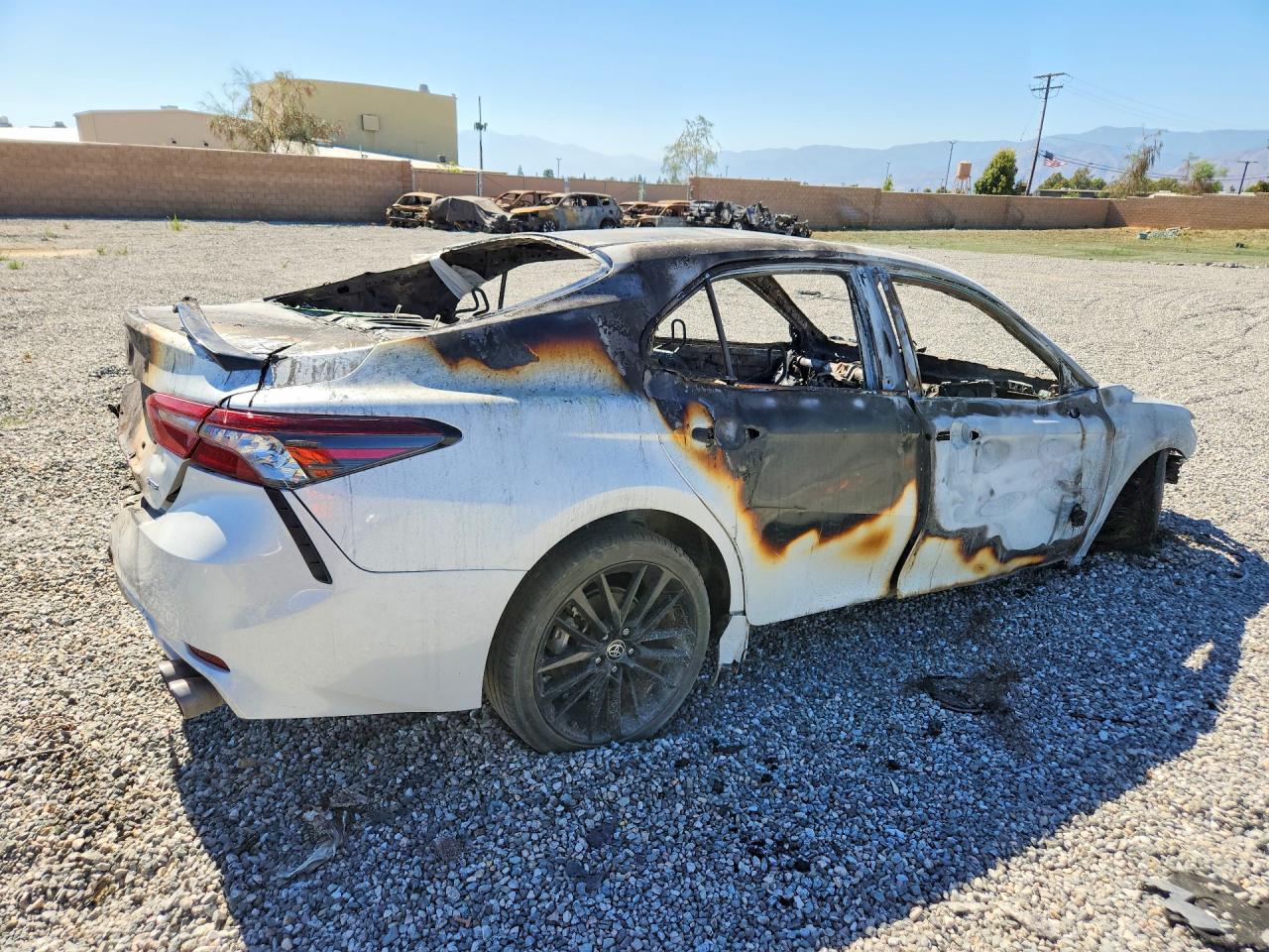 2022 TOYOTA CAMRY XSE — снимка 3