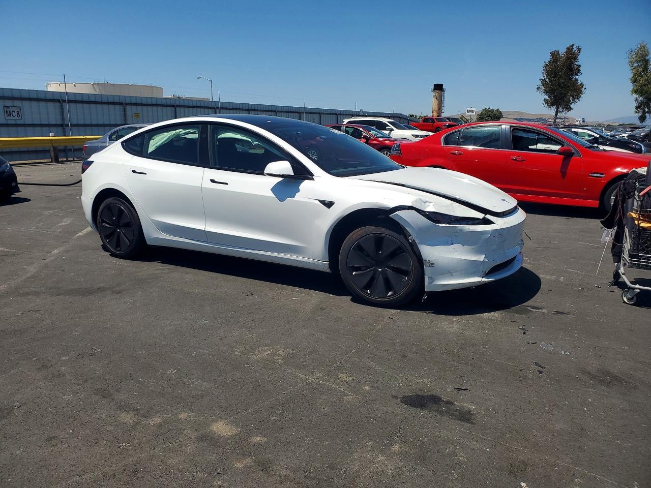 2025 TESLA MODEL 3 — снимка 4