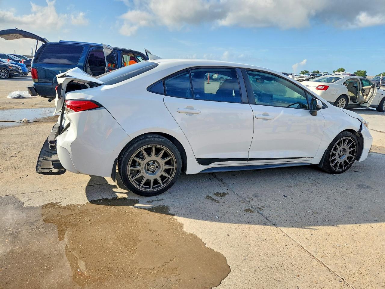 2023 TOYOTA COROLLA SE — снимка 3