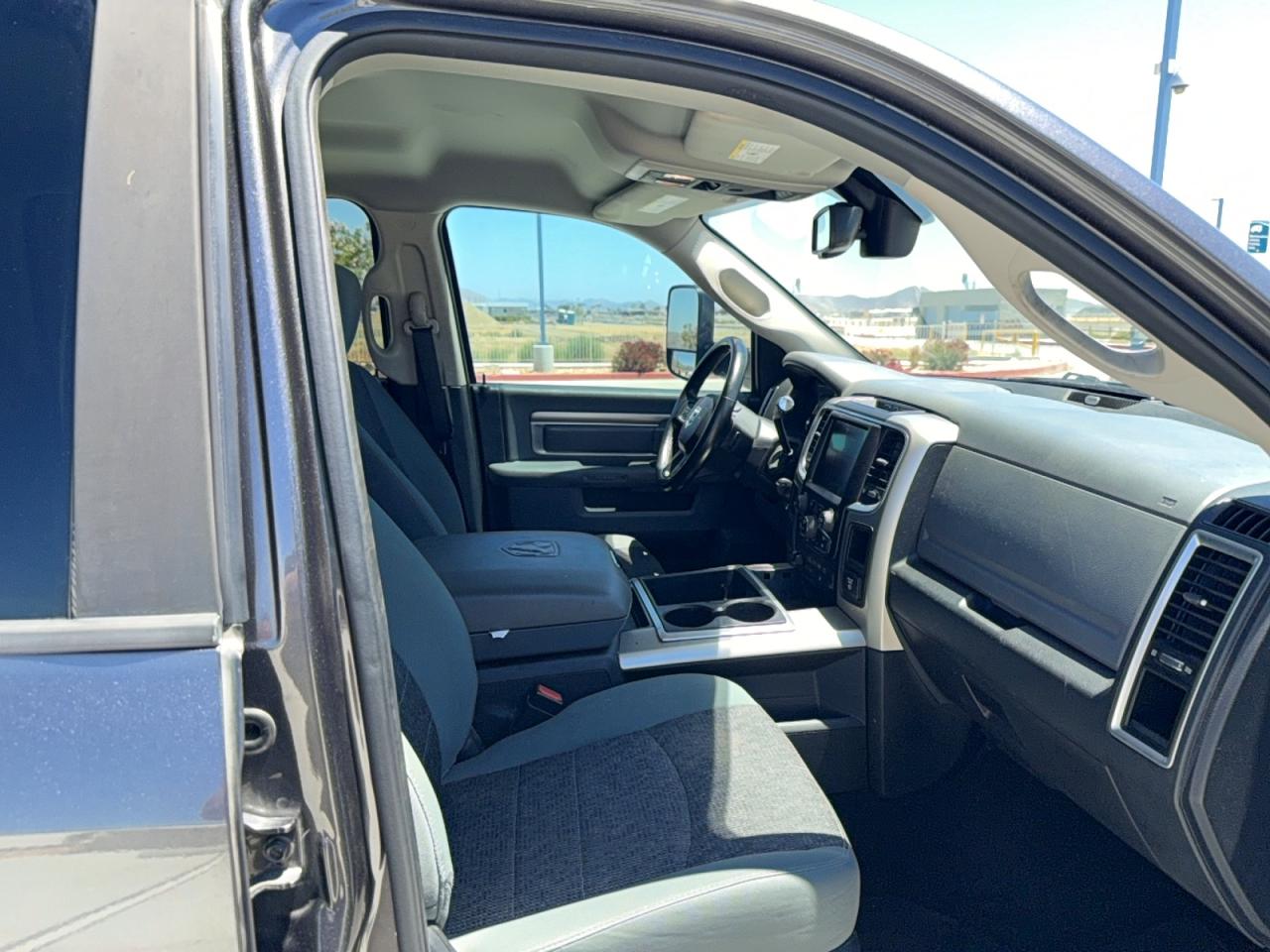 2015 RAM 2500 SLT — снимка 5
