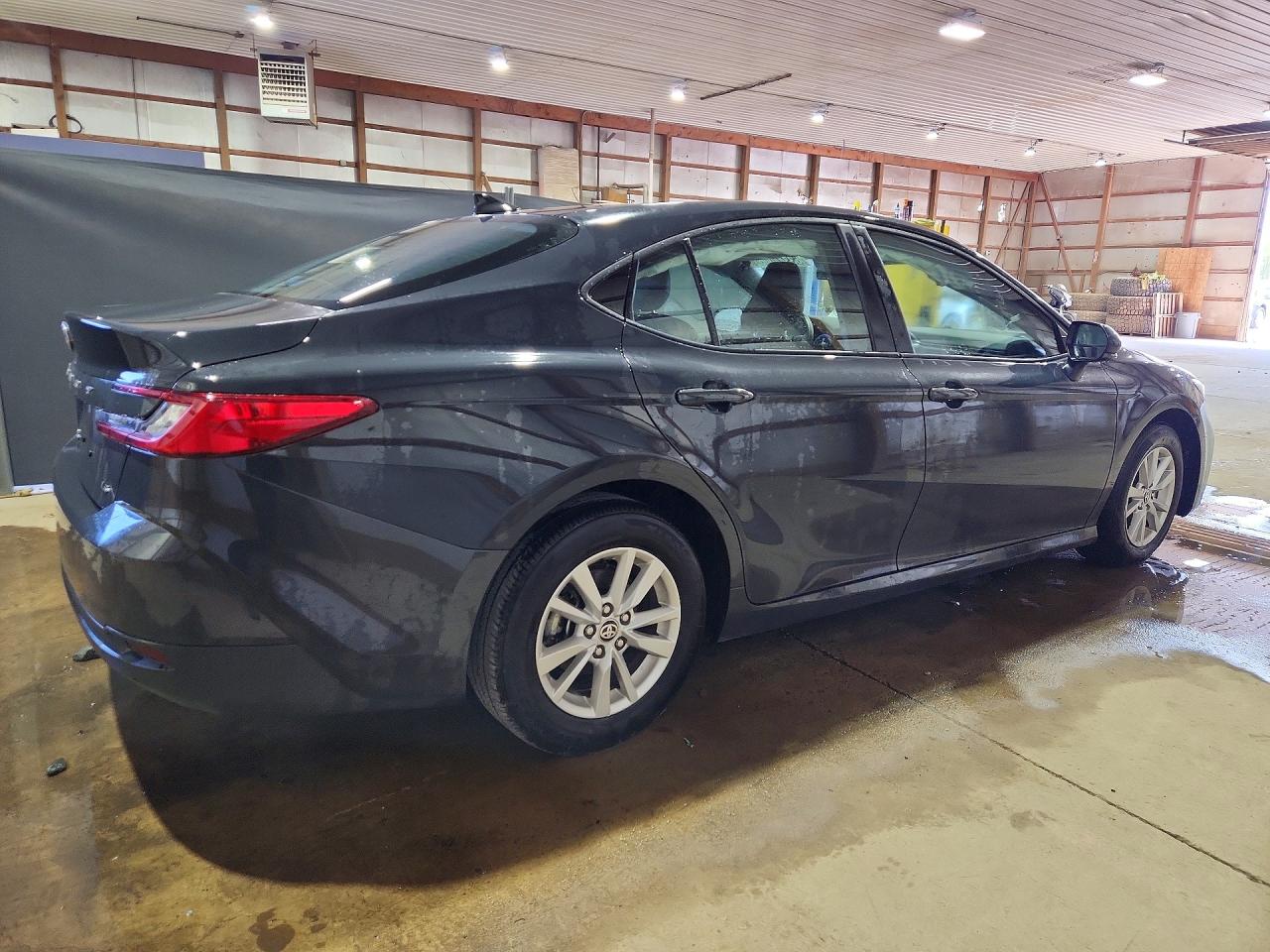 2025 TOYOTA CAMRY LE — снимка 3