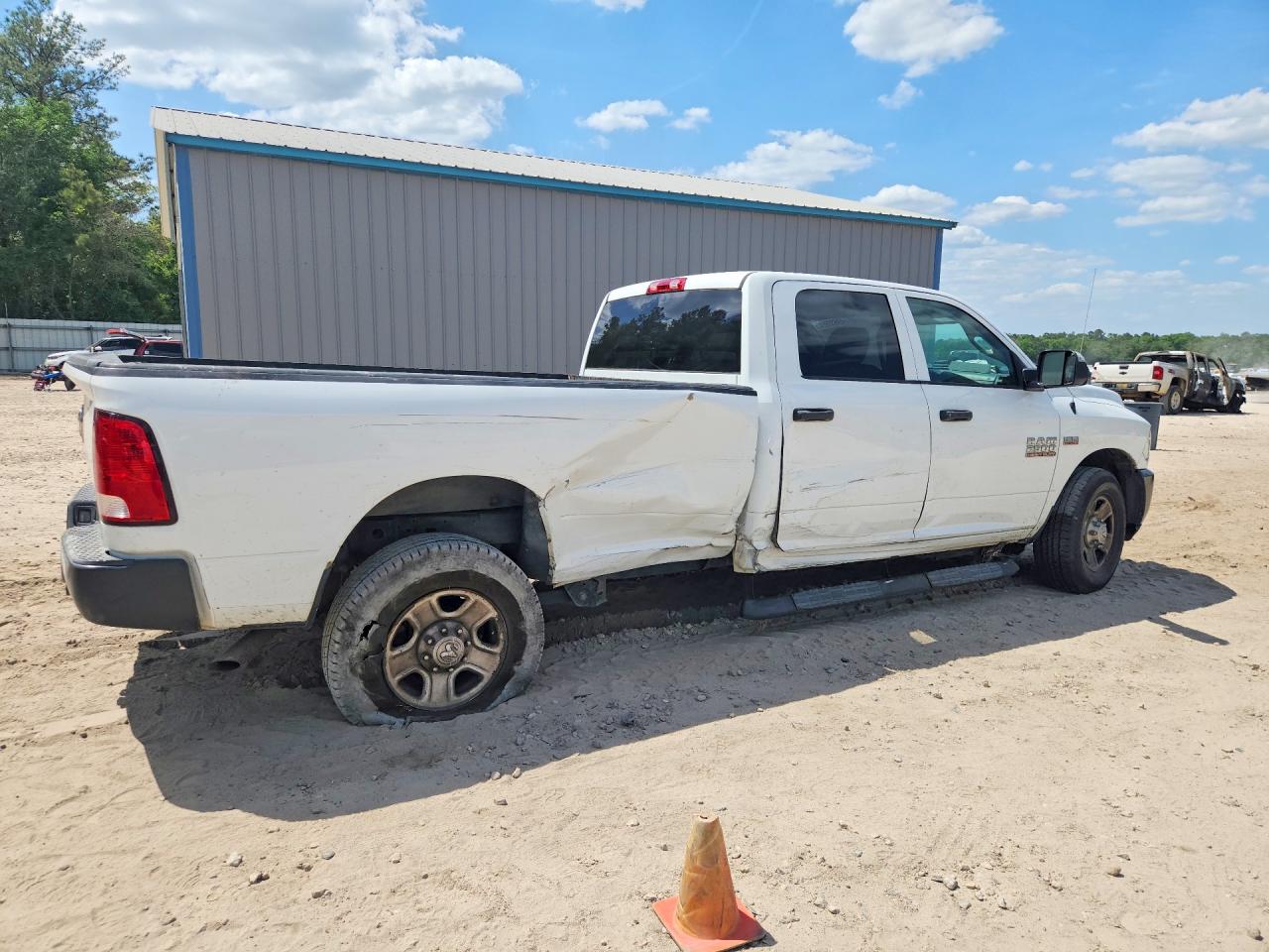 2016 RAM 2500 ST — снимка 3