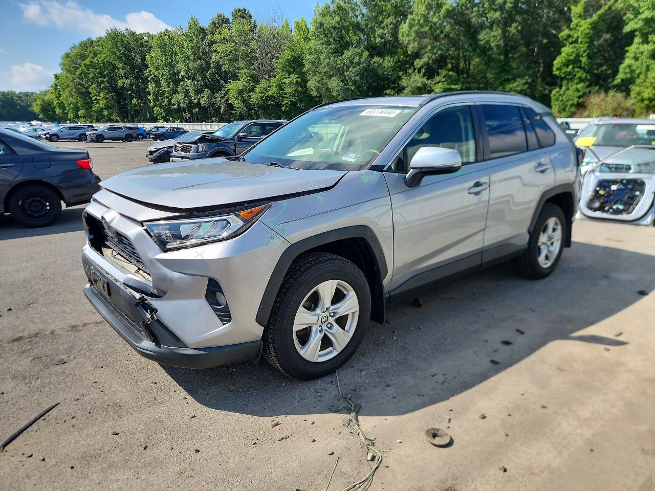 2019 TOYOTA RAV4 XLE