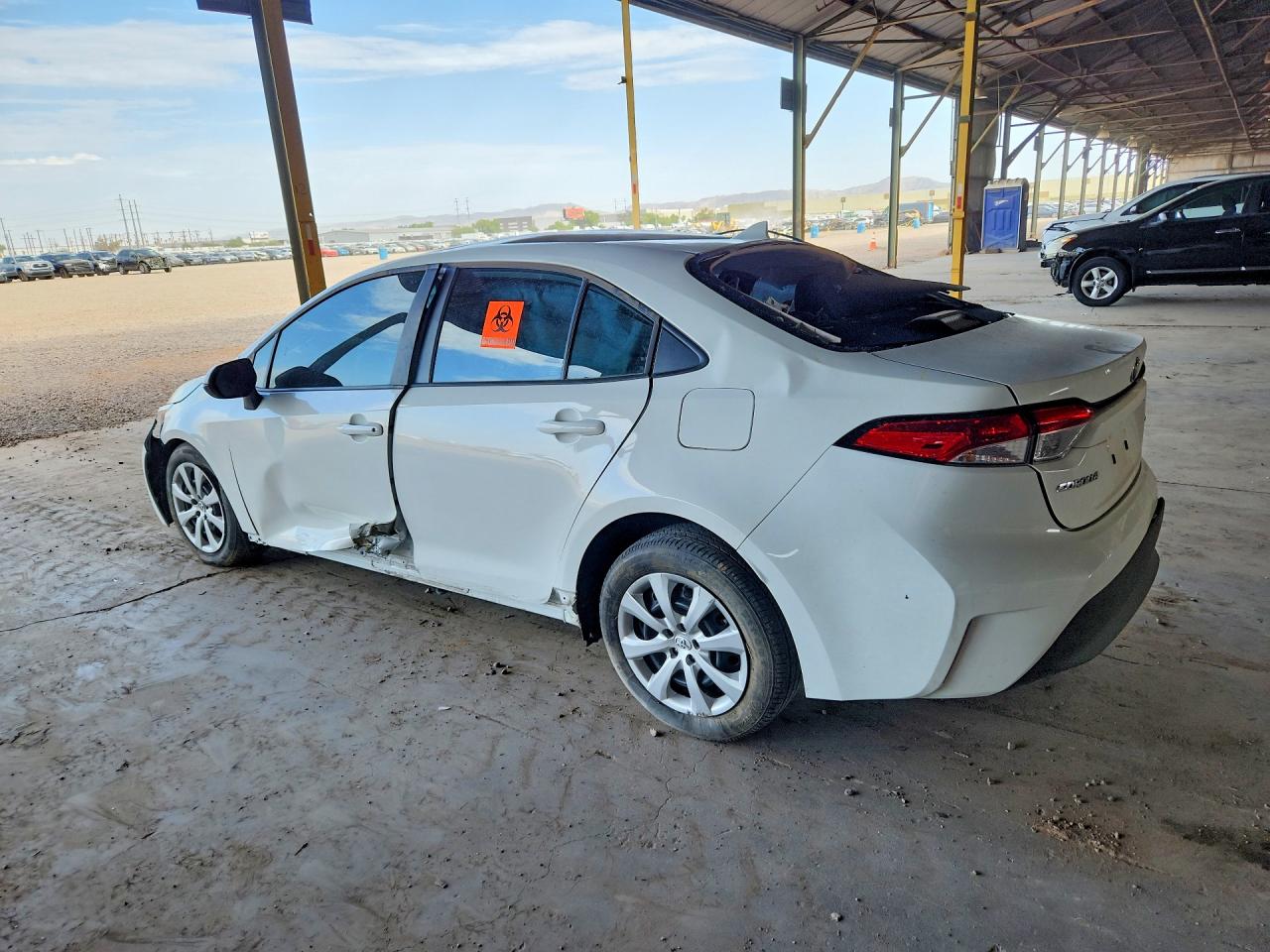 2024 TOYOTA COROLLA LE — снимка 2