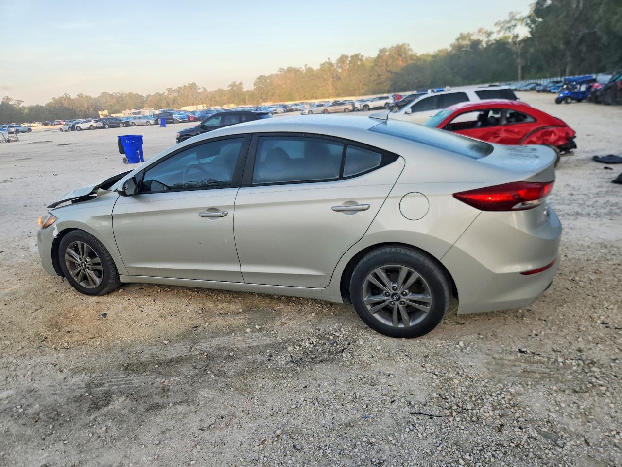 2017 HYUNDAI ELANTRA SE — снимка 2